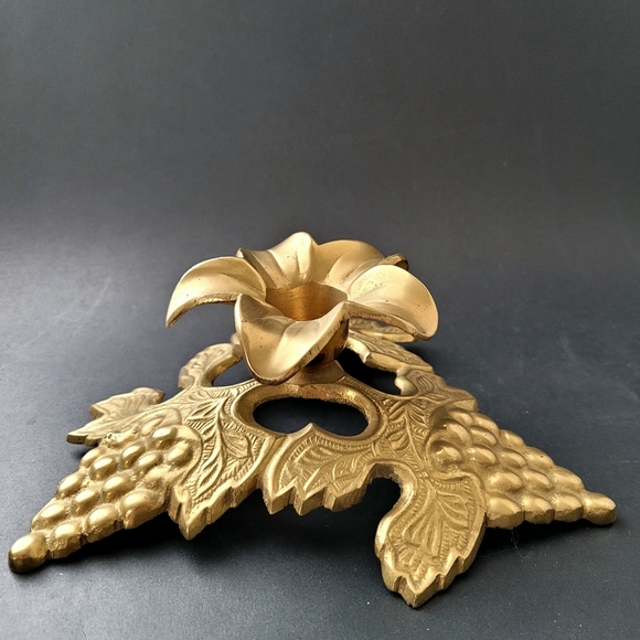 Set of 2 Vintage Brass Grape Vine Candle holders, Brass Candlestick Holders - Picture 2 of 7